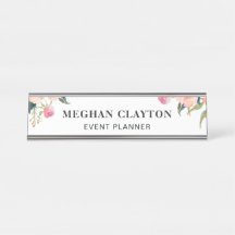 エレガントな水彩画のピンクの花の机の名札