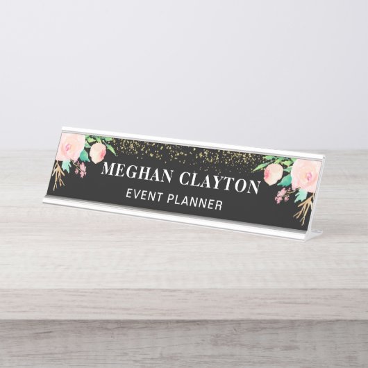 エレガントな水彩画のピンクの花柄の黒 デスクネームプレート (正面)