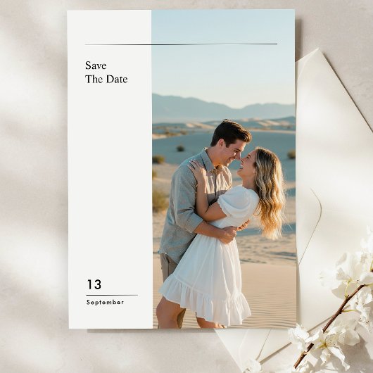 エレガントな海外ウェディングフォトの結婚式延期はがき 招待状