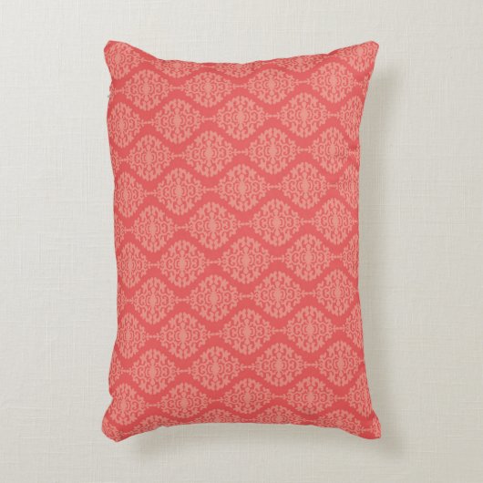 エレガントな珊瑚および白いダマスク織パターン アクセントクッション (正面(垂直))
