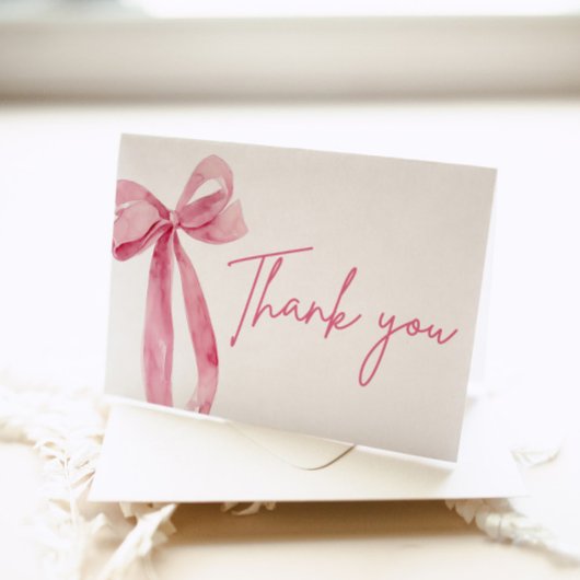 エレガントな現代のピンクの蝶結び 彼女は結婚する サンキューカード