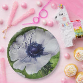 エレガントな白いアネモネのモノグラムパーティー ペーパープレート (パーティー)