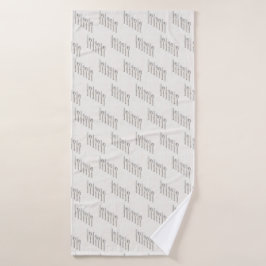 エレガントな白と金のカトラリーが斜めに並ぶ バスタオル