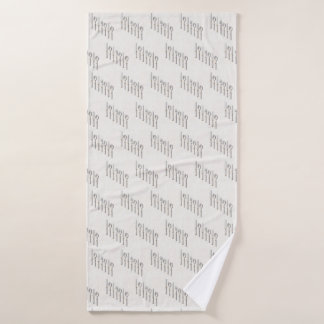 エレガントな白と金のカトラリーが斜めに並ぶ バスタオル