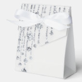 エレガントな白と銀の結婚式の箱のギフト - 花柄& フェイバーボックス (正面)