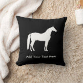 エレガントな白馬のカスタマイズ可能な文字 クッション (ブランケット)