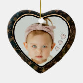 エレガントな私たちの初めてのクリスマス　祖父母としての記念写真 セラミックオーナメント (裏面)