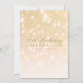 エレガントな第70誕生日の金ゴールドの《写真》ぼけ味の輝きライト 招待状 (裏面)