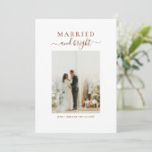 エレガントな筆記体 Married and Bright 写真とハート シーズンカード (スタンド正面)