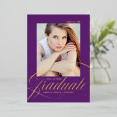 エレガントな箔スクリプトパープル卒業発表 箔招待状 (立ち正面)