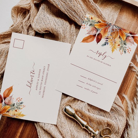 エレガントな紅葉の秋の結婚式RSVP ポストカード