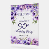 エレガントな紫のスミレの花の90歳の誕生日パーティー アクリルサイン (傾斜)