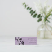 エレガントな紫色の花の名刺 スキニー名刺 (スタンド正面)