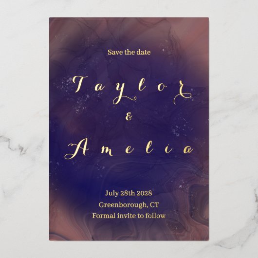 エレガントな結婚式の日付を保存する紫実在 箔招待状 (正面)