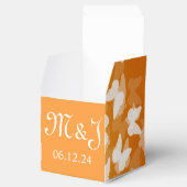 エレガントな結婚式の蝶モノグラムオレンジ フェイバーボックス (オープン)