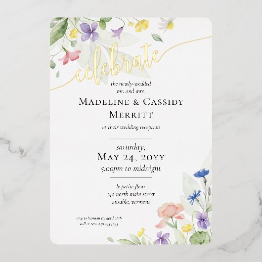 エレガントな結婚式披露宴水の色ワイルドフラワー 箔招待状 (正面)