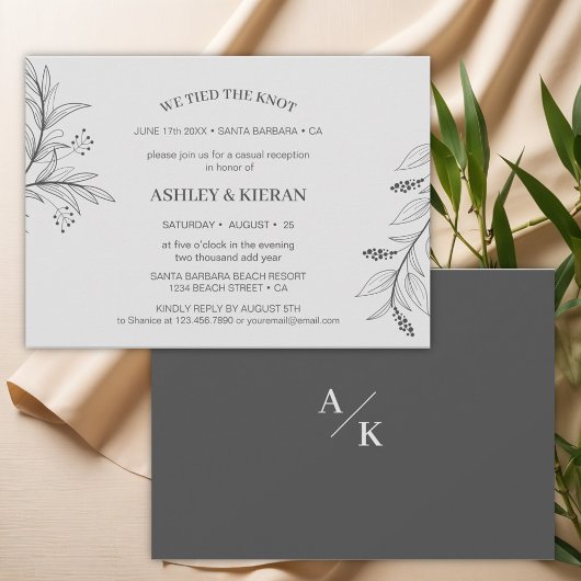 エレガントな花のグレーの結婚式招待状「私たちは結婚しました」 招待状
