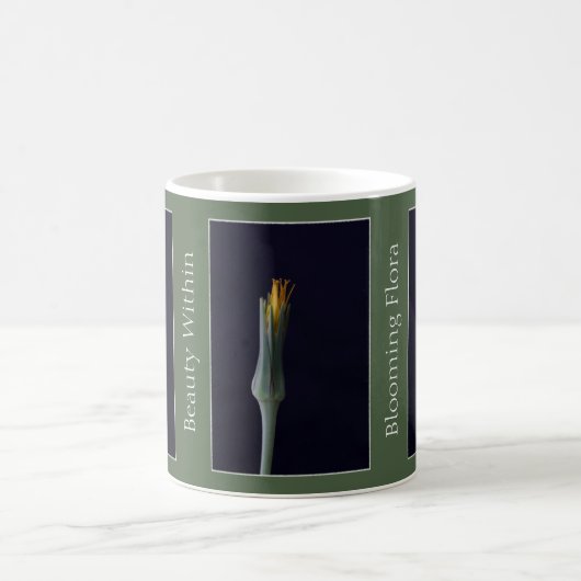 エレガントな花の写真の中でパーソナライズされた美しさ コーヒーマグカップ (中央)