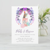 エレガントな花びらとプロセッコの花のブライダルシャワー 招待状 (スタンド正面)