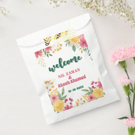 エレガントな花柄のデュアルネーム ブライダルシャワー招待状 フェイバーバッグ