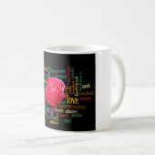 エレガントな赤いバラと一緒に過ごす幸せなバレンタインデー コーヒーマグカップ (正面右)