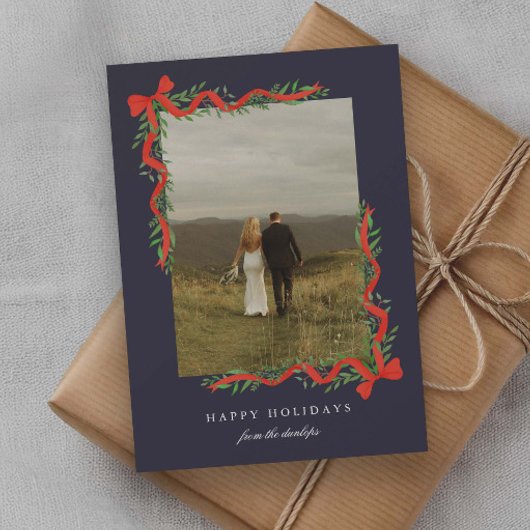 エレガントな赤いリボンとグリーンの写真 シーズンカード