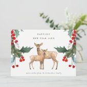 エレガントな赤と緑のホリーデザインの鹿のペア - 新年のご挨拶 シーズンカード (スタンド正面)