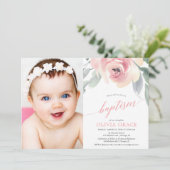 エレガントな赤面のピンクの花の女の子の洗礼の写真 招待状 (スタンド正面)