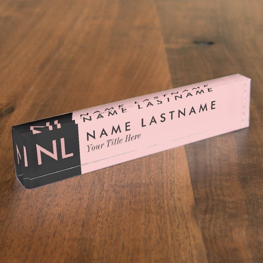 エレガントな赤面のピンクの黒のモノグラムの机用ネームプレート デスクネームプレート (側面)