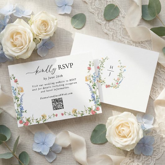 エレガントな野の花の結婚式QRコードRSVPカード 出欠カード