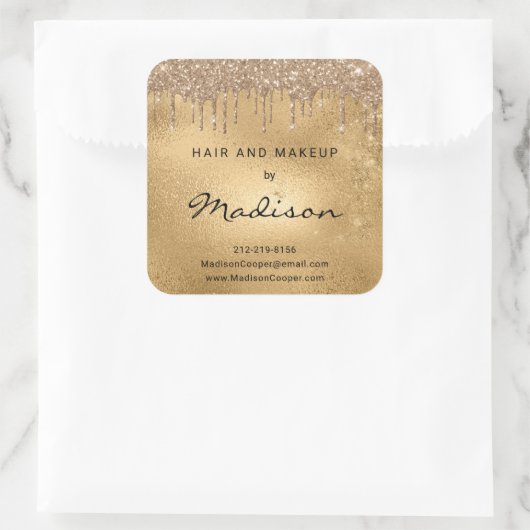 エレガントな金の金属輝きのドリップヘアとメイクアップ スクエアシール (バッグ)