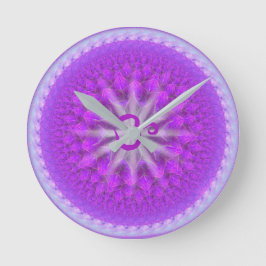 エレガントな銀および紫色の王冠のチャクラの時間 ラウンド壁時計