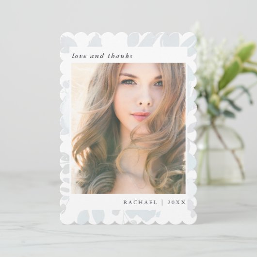 エレガントな青い花の卒業写真の感謝 サンキューカード (スタンド正面)