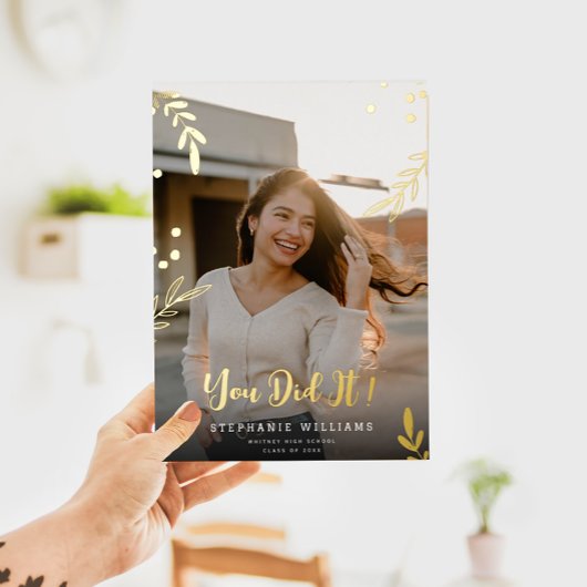 エレガントな2枚の写真を使った卒業発表の本物の箔押しカード 箔招待状