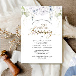 エレガントな50周年（またはその他）結婚記念日 招待状<br><div class="desc">この美しいエレガントな結婚記念日の招待状で、結婚記念日の喜びをお祝いしましょう！必要な記念日の数字を追加できます。繊細な水彩画のグリーンと白い花に、青みがかった色合いがアナタの記念日の詳細をフレーミングします。美しい手書きのゴールドのカリグラフィーとブロックタイポグラフィで「○周年結婚記念日」のフレーズを。エレガントな裏面には、表と同じグリーンと花のディテール、そしてゴールドの「○周年結婚記念日」のフレーズ。当「エレガント・ブリス」コレクションの一部で、郵便アクセサリーからイベントサインや特別なイベントの製品まで、多くのコーディネート製品があります。</div>