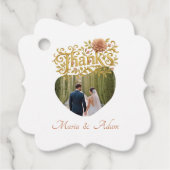 エレガントな ブッシュ ダリア ゴールデン スクリプト ウェディング フォト フェイバータグ (正面)