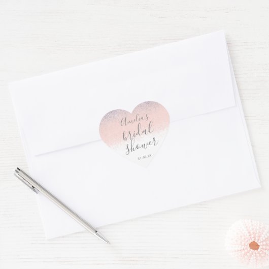 エレガントな ブライダルシャワーのための 偽オンブレ グリッター ピンクラベル ハートシール (封筒)