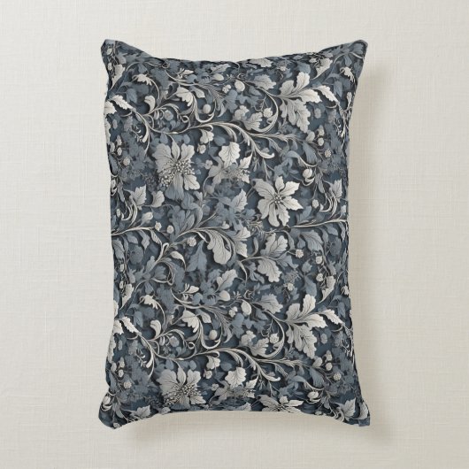 エレガントほこりっぽい青い銀の白い灰色フローラ アクセントクッション (正面(垂直))