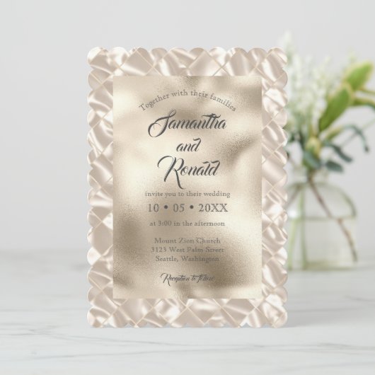 エレガントアイボリーホイフェイクル結婚式招待状 招待状 (スタンド正面)