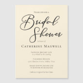 エレガントアイボリーミニマルタイポグラフィブライダルシャワー マグネット招待状 (正面)