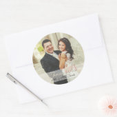 エレガントアイボリー写真結婚のステッカー ラウンドシール (封筒)