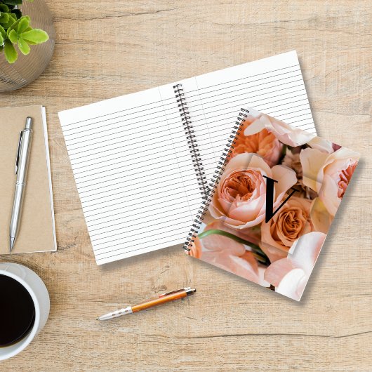 エレガントイニシャルカスタムレターVバラモノグラム ノートブック