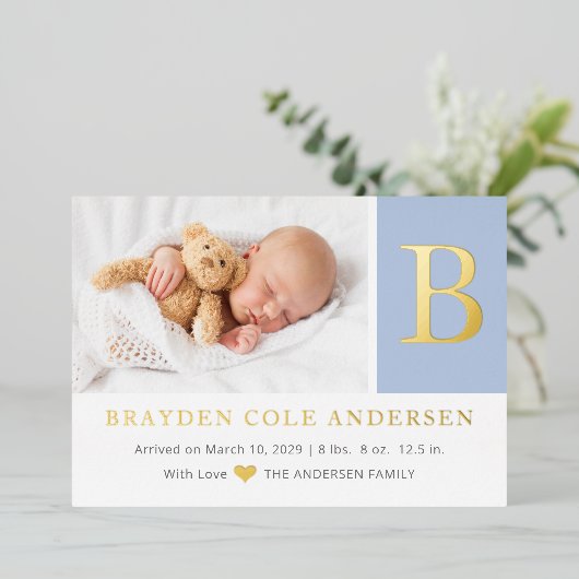 エレガントイニシャルモノグラム写真ベビー発表 箔招待状 (立ち正面)