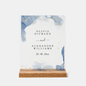 エレガントウェディング招待状ブルーと金ゴールド ミニマル アクリルサイン (正面)