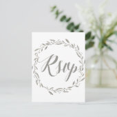 エレガントウェディングRSVPポストカードグレーリース インビテーションポストカード (スタンド正面)