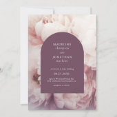 エレガントクラシックリーガルパープルピーニーズアーチ結婚ーズ 招待状 (正面)