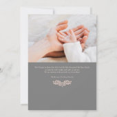 エレガントクラシックOval Photo Birth Announcement 招待状 (裏面)