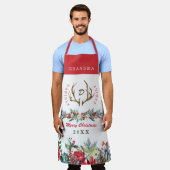 エレガントクリスマス赤フローラファミリー名モノグラム エプロン (着用した状態)