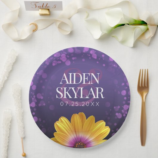 エレガントゴールデンデイジーとパープルグリッター結婚ズ ペーパープレート (ウェディング)