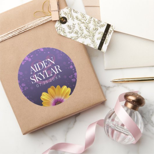 エレガントゴールデンデイジーとパープルグリッター結婚ズ ラウンドシール (ギフト)